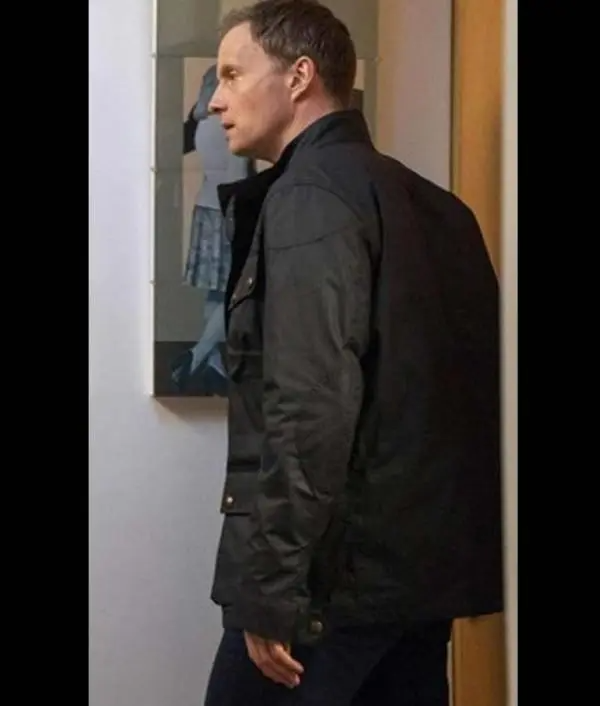 Mark Tanner from The Drowning 2021 played by Rupert Penry-Jones