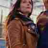 Elizabeth Tulloch as Lois Lane in Superman & Lois wearing a brown leather biker jacket