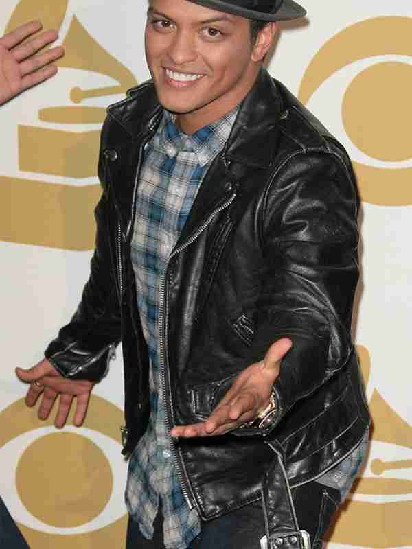 Bruno Mars Billboard Music Award 2013 Black Jacket