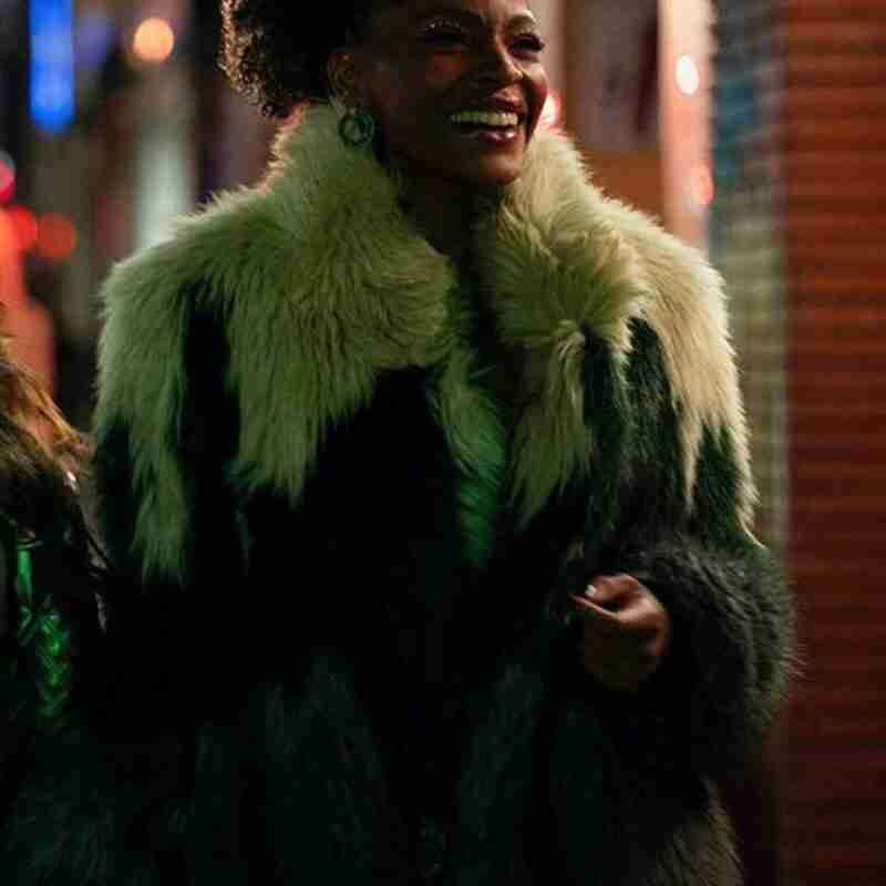 Sasha Snow TV-Series Sex/Life 2021 Fur Coat