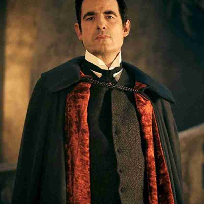 Dracula Claes Bang Black Cape