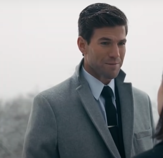 The hating game Austin Stowell grey coat 2