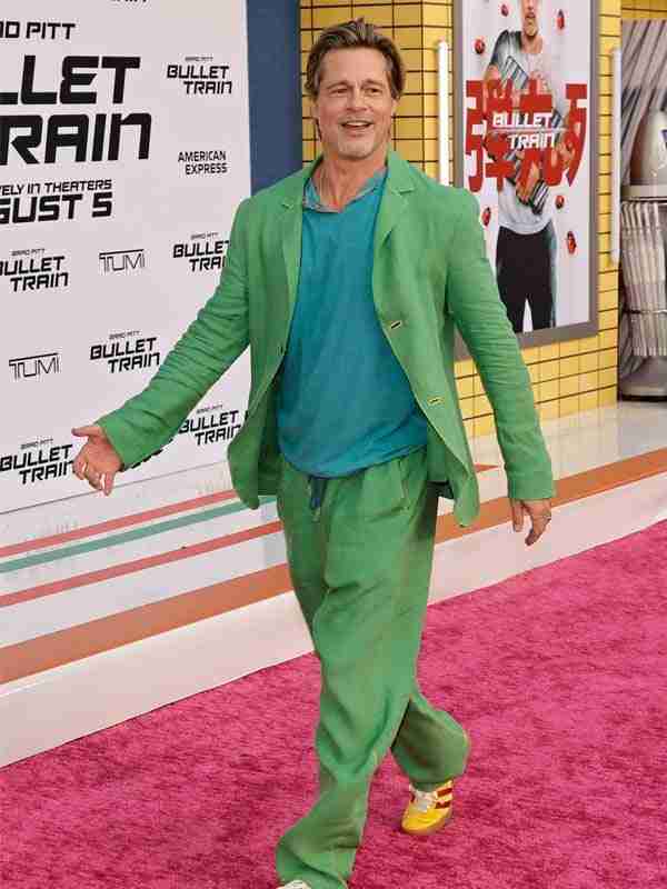 Brad Pitt Bullet Train Green Suit with buttoned closure