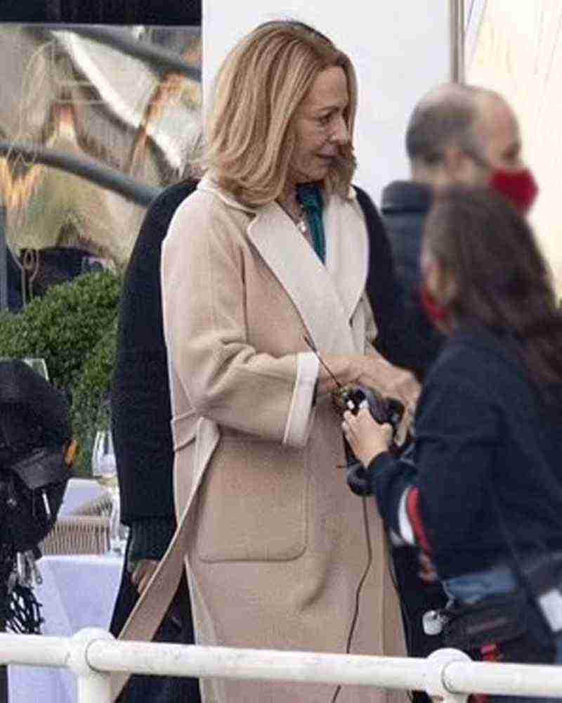 The People We Hate at the Wedding Allison Janney Coat
