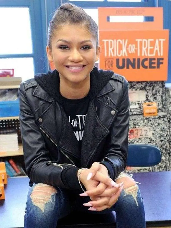 Zendaya-Street-Style-Black-Leather-Jacket
