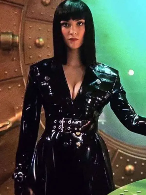 One-Piece-S02-Lera-Abova-Leather-Coat